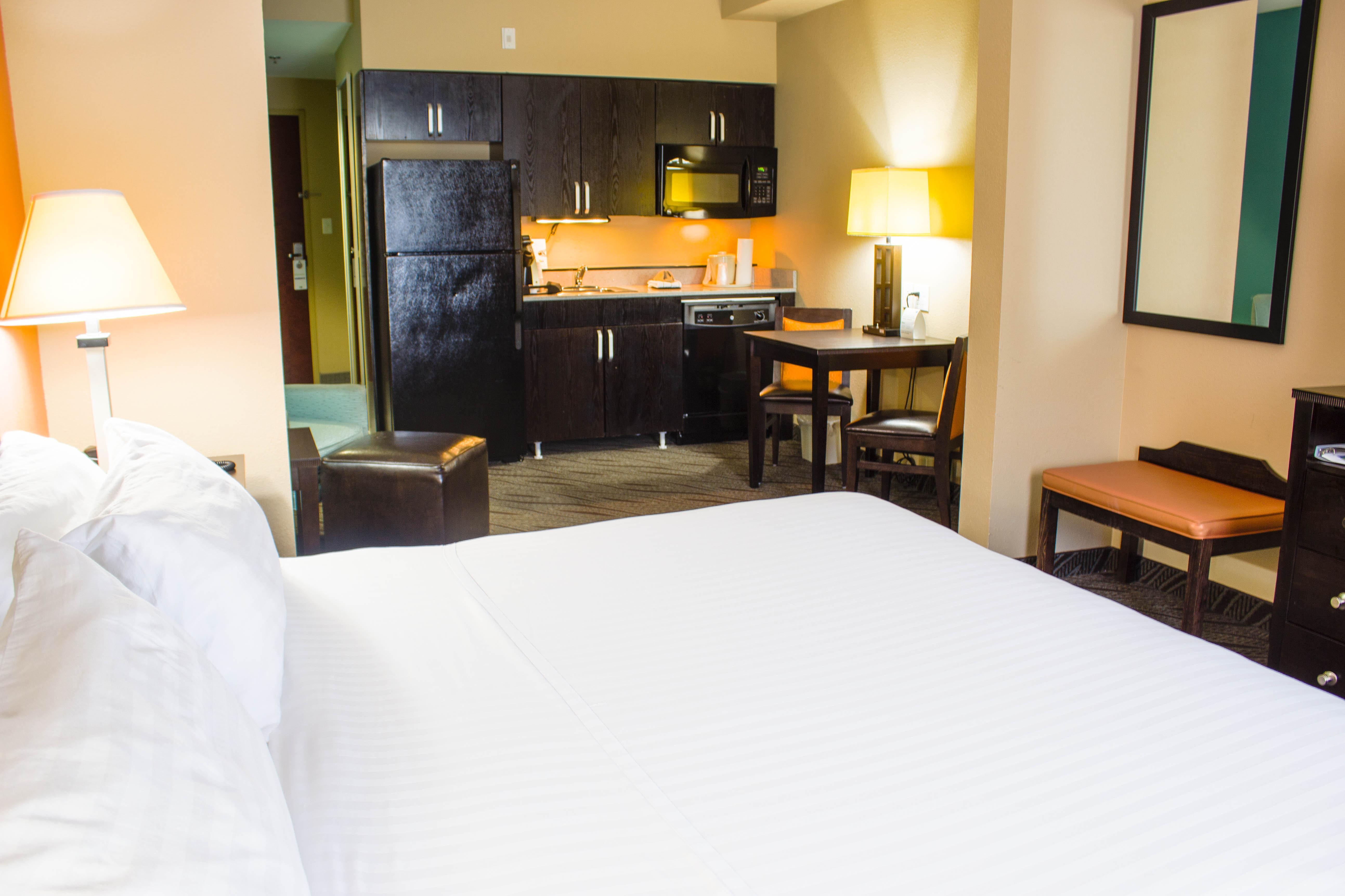 Holiday Inn Express & Suites Havelock Northwest New Bern By Ihg Exterior photo