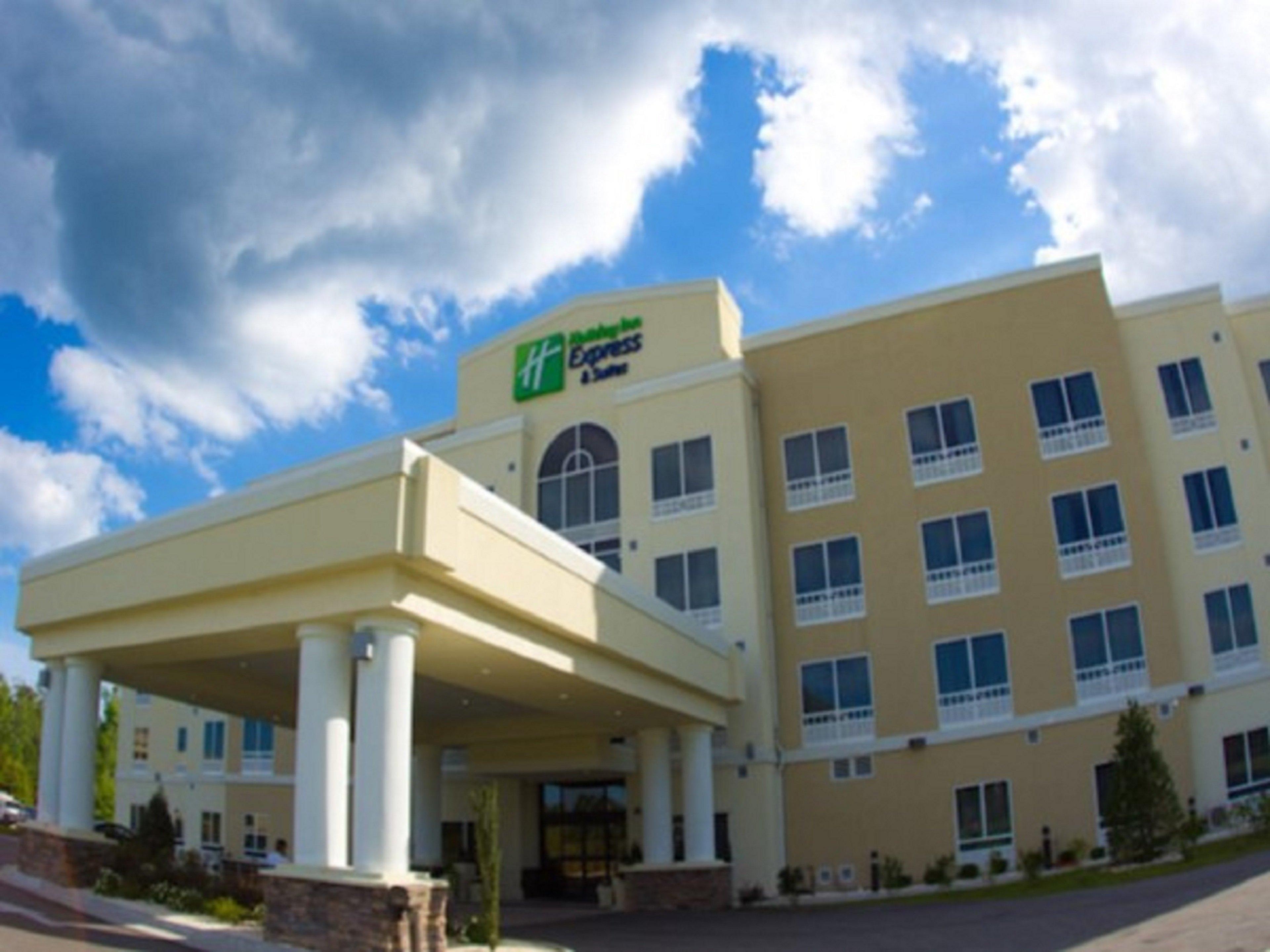 Holiday Inn Express & Suites Havelock Northwest New Bern By Ihg Exterior photo