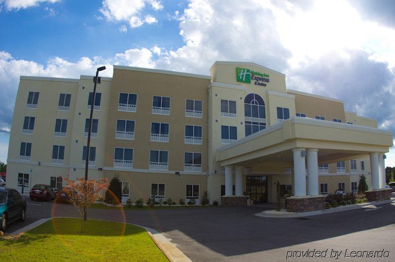 Holiday Inn Express & Suites Havelock Northwest New Bern By Ihg Exterior photo